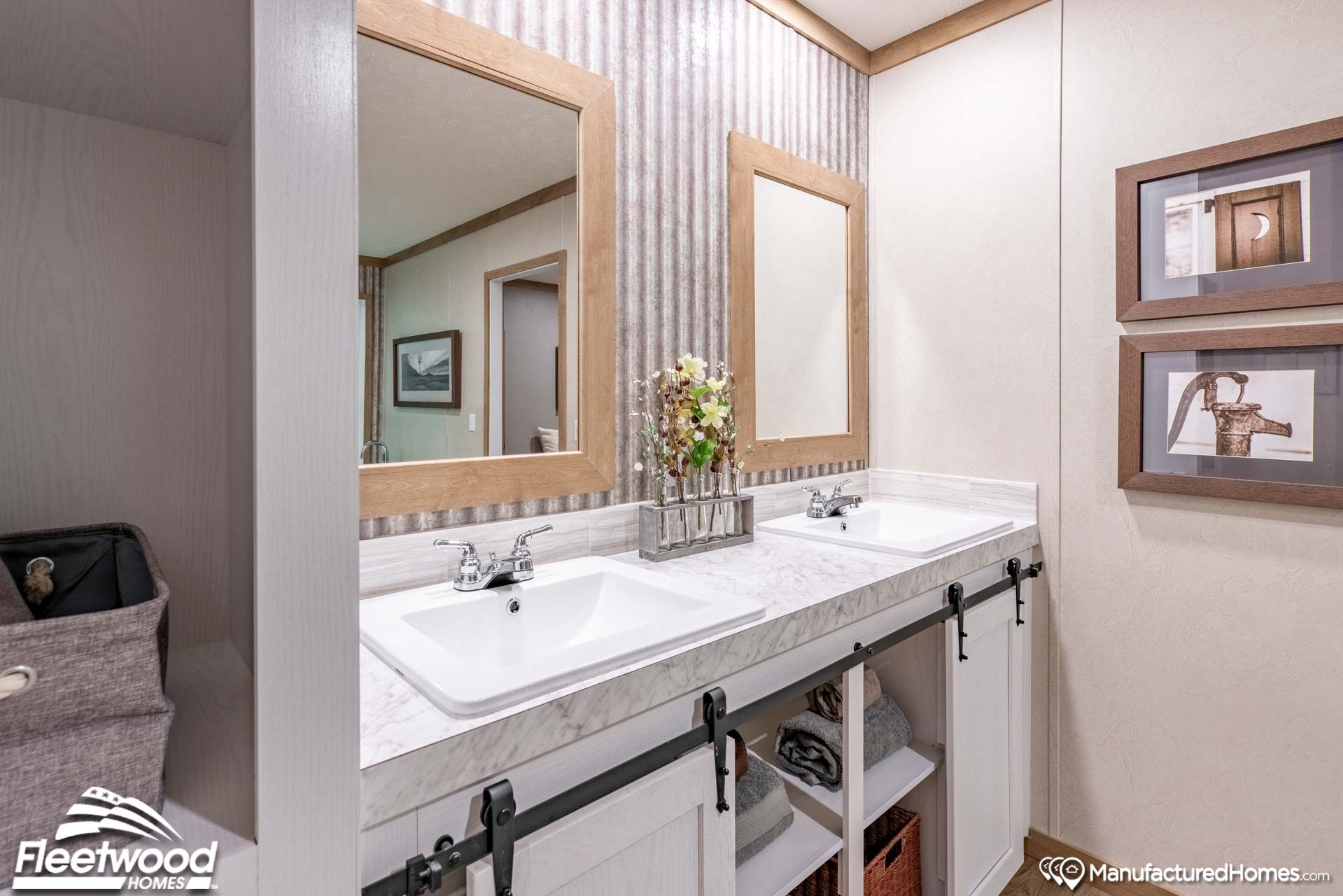 Canyon Lake 32583H The Magnolia For Sale by Spartan Homes of Como